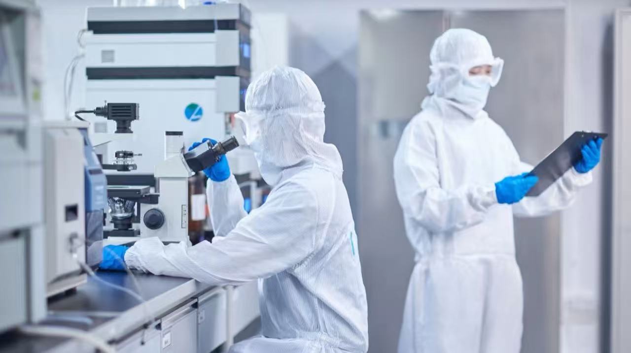 實驗室設(shè)備展