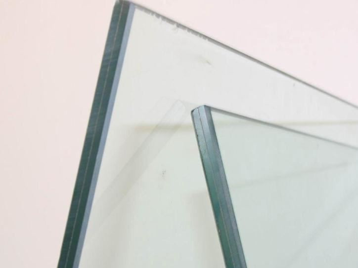 夾膠玻璃規(guī)格有哪些？下面介紹夾膠玻璃的清潔與保養(yǎng)(圖2)