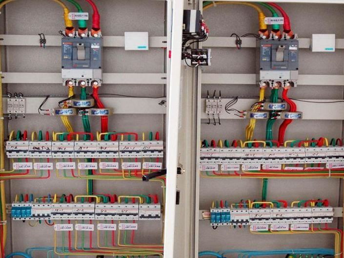 配電柜安裝規(guī)范是什么？配電柜清潔與保養(yǎng)一起了解(圖3)